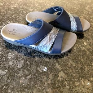 Women’s Clark’s sandals